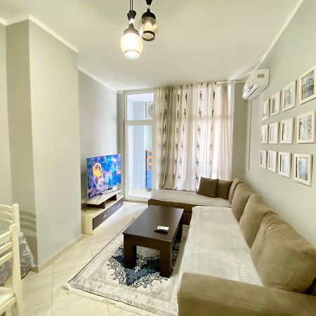 Pleasing Place With Free Parking On Site In Tirana Komuna E Parisit מראה חיצוני תמונה
