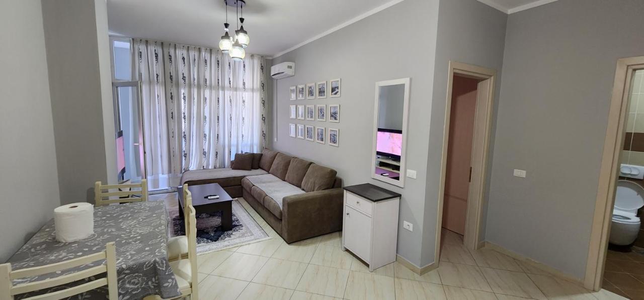 Pleasing Place With Free Parking On Site In Tirana Komuna E Parisit מראה חיצוני תמונה
